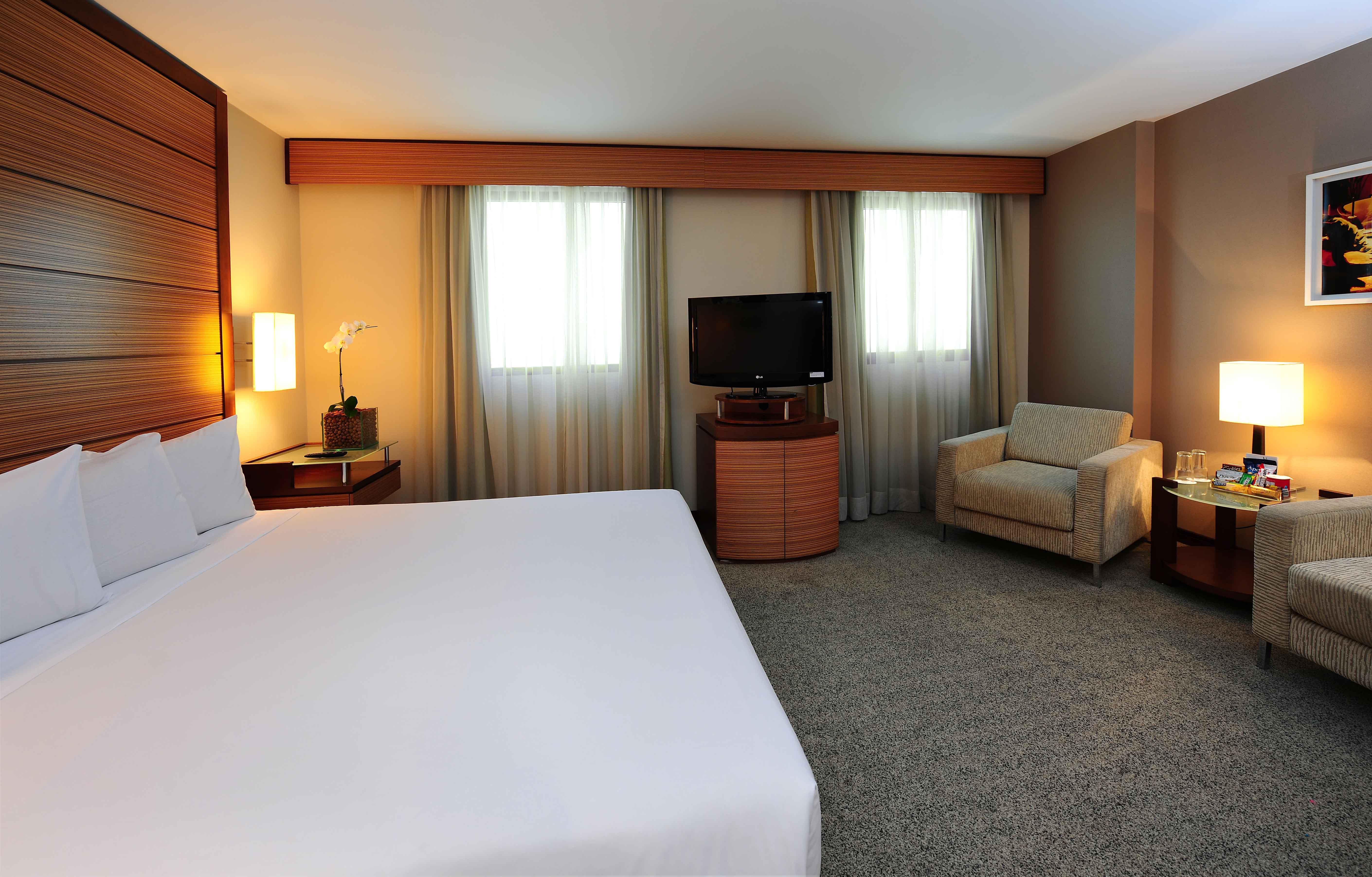 Wyndham Sao Paulo Ibirapuera Convention Plaza Hotell Exteriör bild