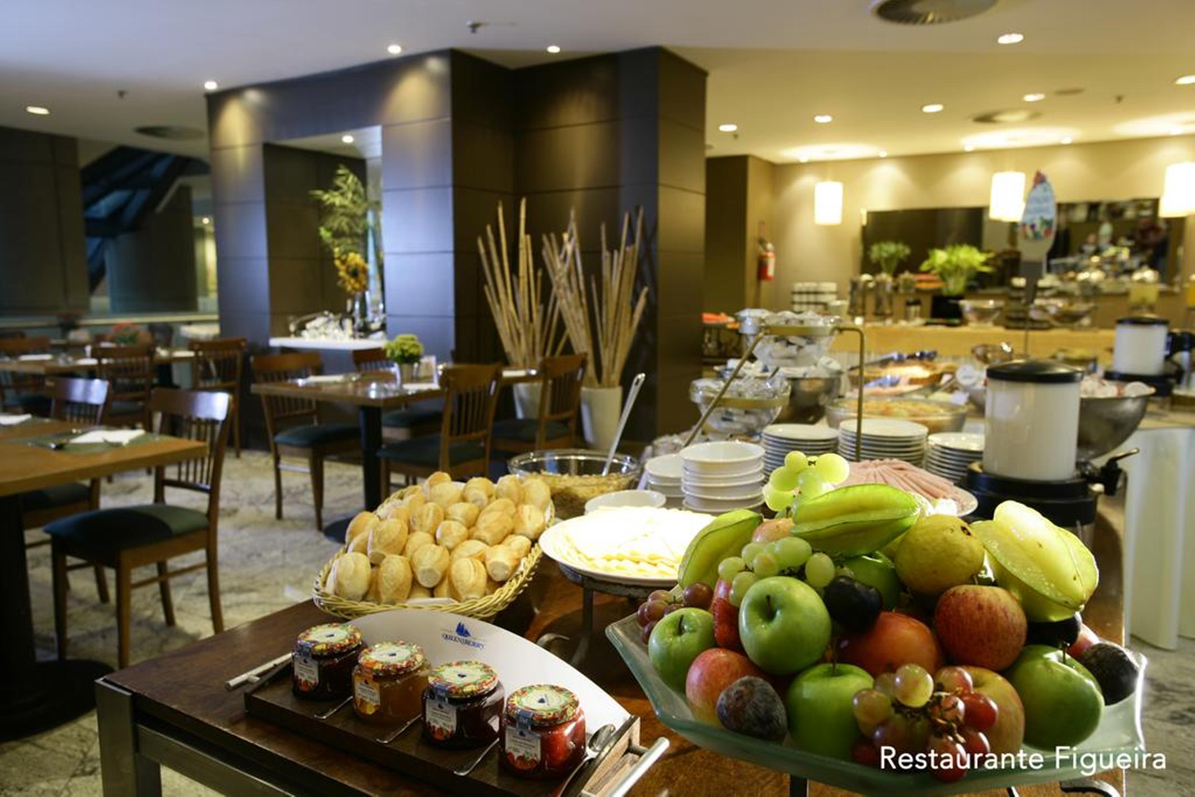 Wyndham Sao Paulo Ibirapuera Convention Plaza Hotell Exteriör bild